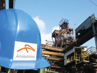 ArcelorMittal сокращает производства и увольняет людей