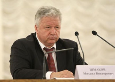 Михаил Шмаков предложил Госдуме увеличить зарплаты бюджетникам на 9,5%