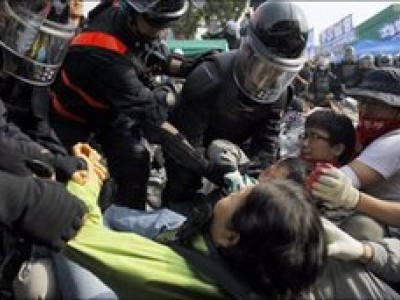 В Корее против забастовщиков вышли бойцы ОМОНа