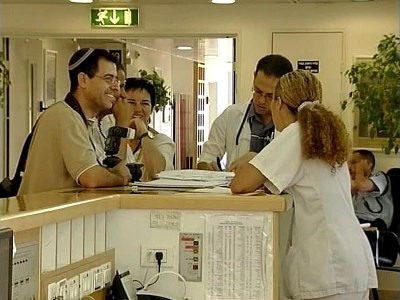 Израильские медсестры не выдерживают нагрузки?