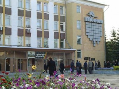 Рабочие двух участков цеха оборонного завода «Молот» приостановили работу