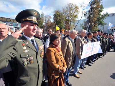 Военнослужащие потребовали судить министра обороны