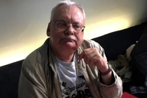 “Автор фэнтези - это такой вид идиота”