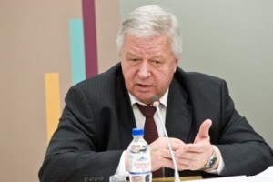 Шмаков: за прогрессивный налог и против электронного документооборота