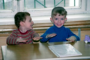 Учителя сдадут детей в садики вне очереди