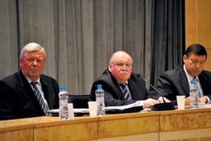 В Год культуры - с достойными зарплатами