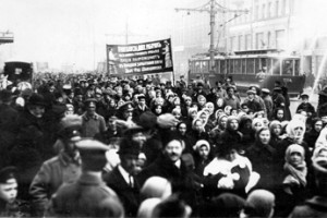 Война войной, но труд - по расписанию