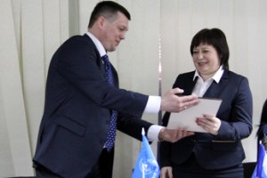 Братское рукопожатие