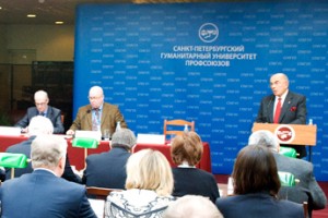 Лечить, не дожидаясь революций!