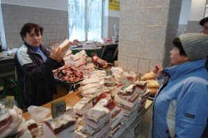 Россияне перестали откладывать деньги