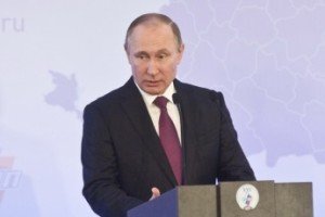 Работникам начали платить только после вмешательства Путина