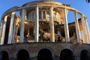 Руины и сотоварищи