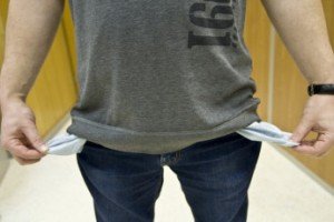 Правительство отказалось повышать компенсацию за задержку зарплаты