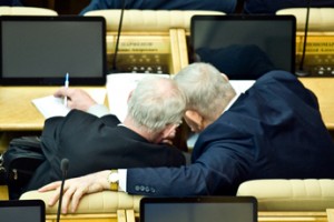 Между “почти за” и “немножко против”