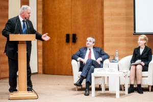 Бумага стерпит