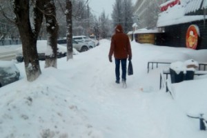 Роструд разрешил опаздывать на работу из-за непогоды