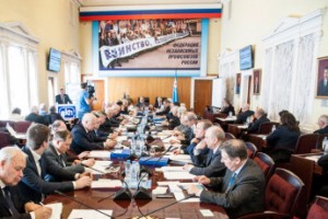 Повысить МРОТ и снизить безработицу