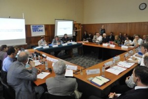 Богачи богатеют, бедные - беднеют...