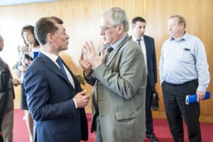 Минтруд пообещал не повышать пенсионный возраст льготникам