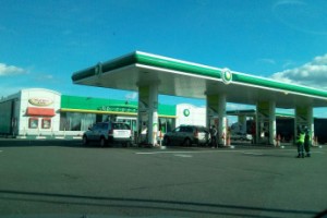 Дмитрий Медведев поддержал субсидирование цен на бензин