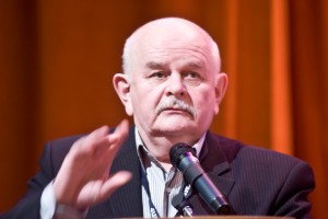 Глава профкома «Качканар-Ванадий» Анатолий Пьянков заявил об отставке