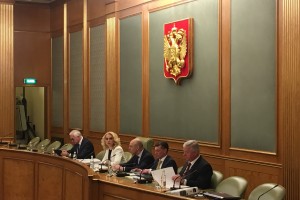 Отмену НДФЛ для россиян с низкими зарплатами обсудят члены РТК