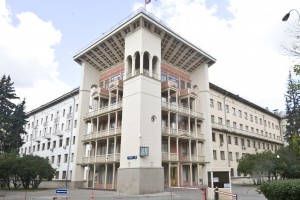 В здание ФНПР прибыли следователи МВД