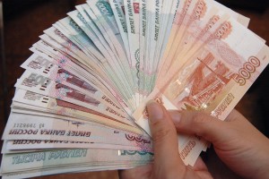 Принят закон о повышении МРОТ