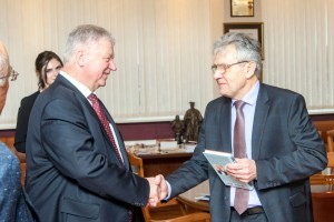 Готовить ученых вместе