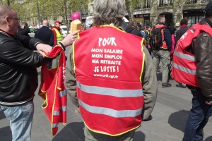 Против ограничения права на забастовку на транспорте выступили профсоюзы Франции