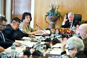 Первомай по расписанию