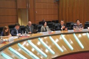 Работники со стажем больше 6 лет бизнесу не нужны