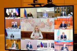 Сблизили позиции издалека