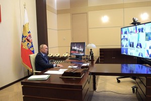 Путин поручил направить еще 200 млрд рублей на поддержку россиян в период пандемии