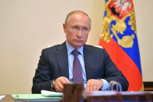 Путин заявил о дефиците защитных средств