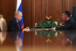 Топилин: 90% семей с детьми получили президентские выплаты