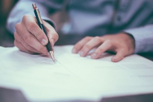 Минтруд упростит процедуру возмещения морального вреда за нарушение трудовых прав