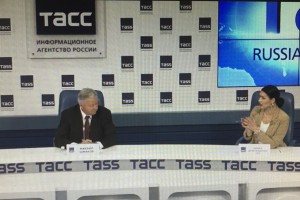 Шмаков: почасовая оплата труда не должна противопоставляться месячной зарплате