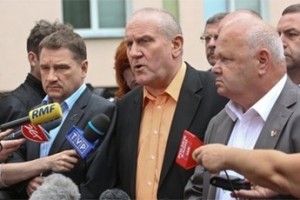 Такой диалог нам не нужен!