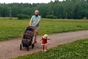 В Москве упростят получение выплат на детей