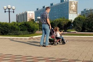 Отцы в отпуске по уходу за ребенком смогут получить профобразование