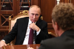 Путин назвал обоснованными претензии граждан к государству