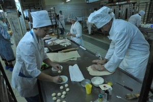 Петербургские профсоюзы призывают работодателей соблюдать договоренности по увеличению зарплаты