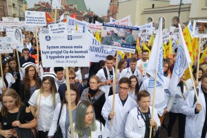 В Польше началась подготовка к крупнейшей в истории забастовке медиков