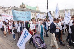 Профсоюз призвал польских врачей массово увольняться
