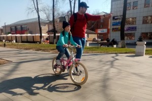 На единовременные выплаты школьникам направят 200 млрд рублей