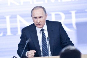 Путин: поддержка населения в пандемию стоила порядка 3 трлн рублей