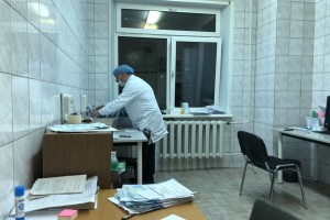 Путин наградил медработников за вклад в борьбу с COVID-19