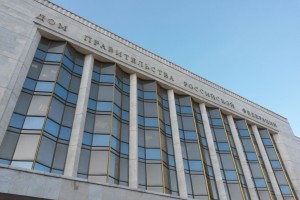 Параметры повышения пенсий и зарплат бюджетников представят в кабмин