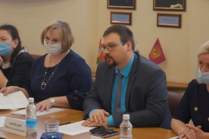 Перевести беженцам однодневный заработок решили профлидеры  Камчатки